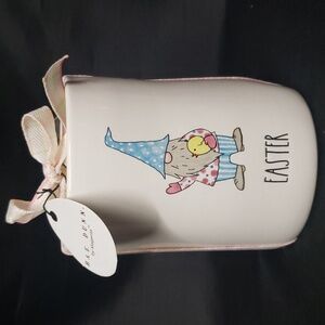 Rae Dunn by Magenta NWT Egg Hunt Scented Candle with Gnome and Chick Design